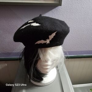 2 Kreepsville 666 Berets - Webs and Bats